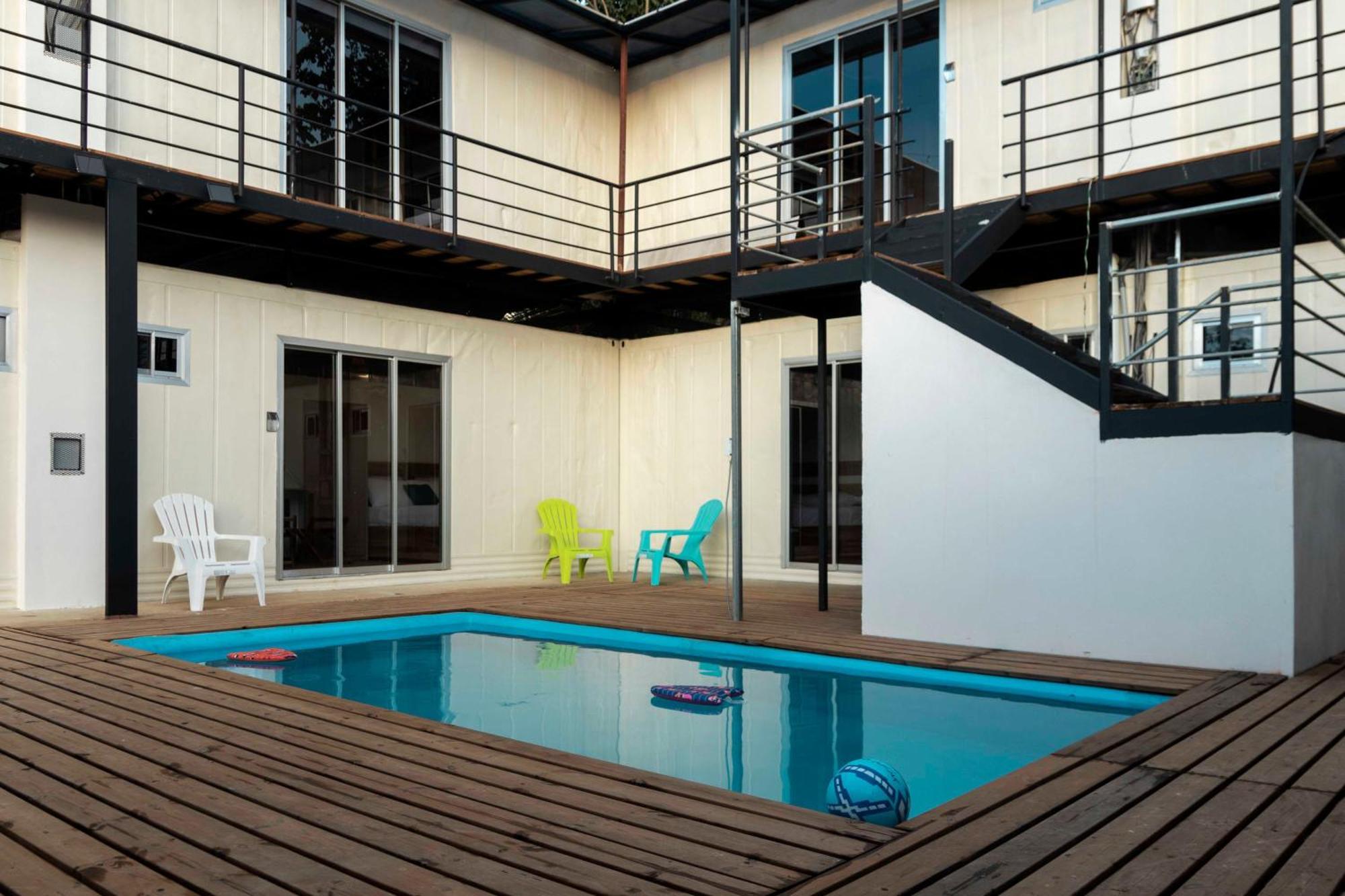 Emi'S Place Container Living อูวีตา ภายนอก รูปภาพ